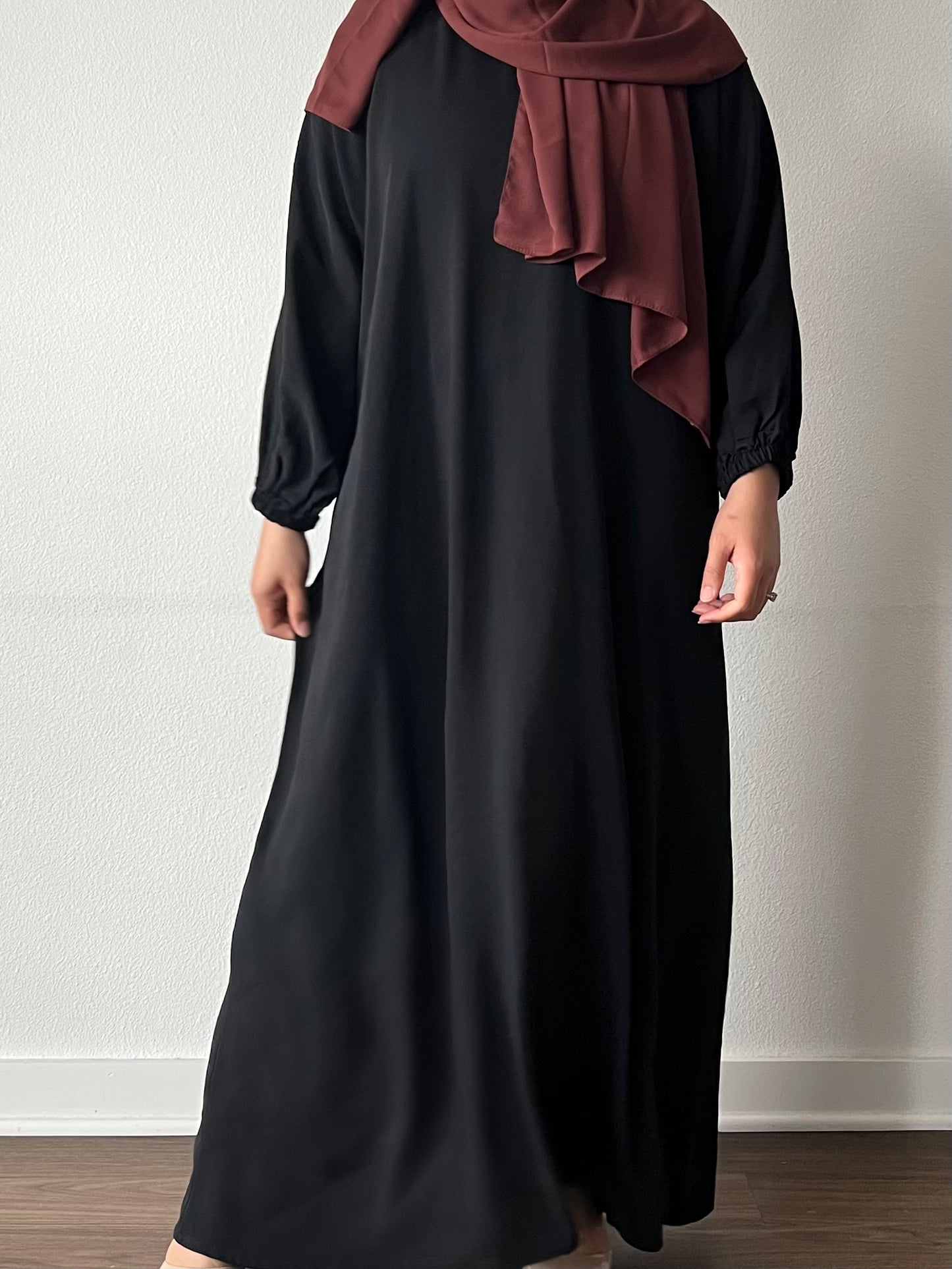 Amira Abaya in Black [PREORDER]